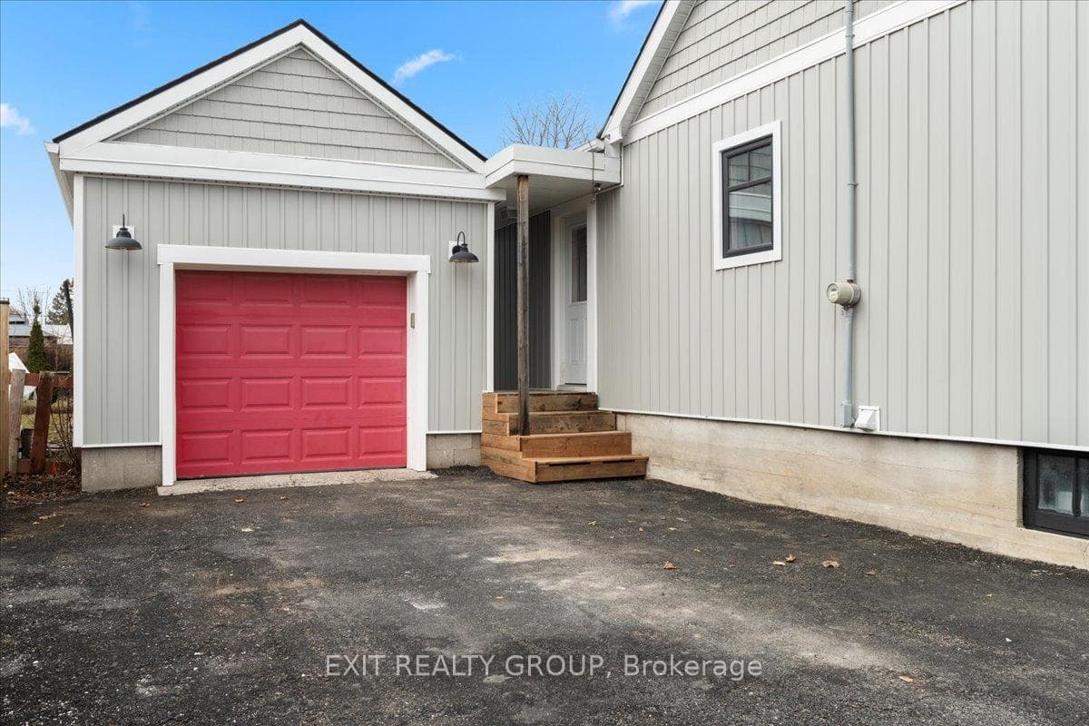 58 Sinclair Street photo 4