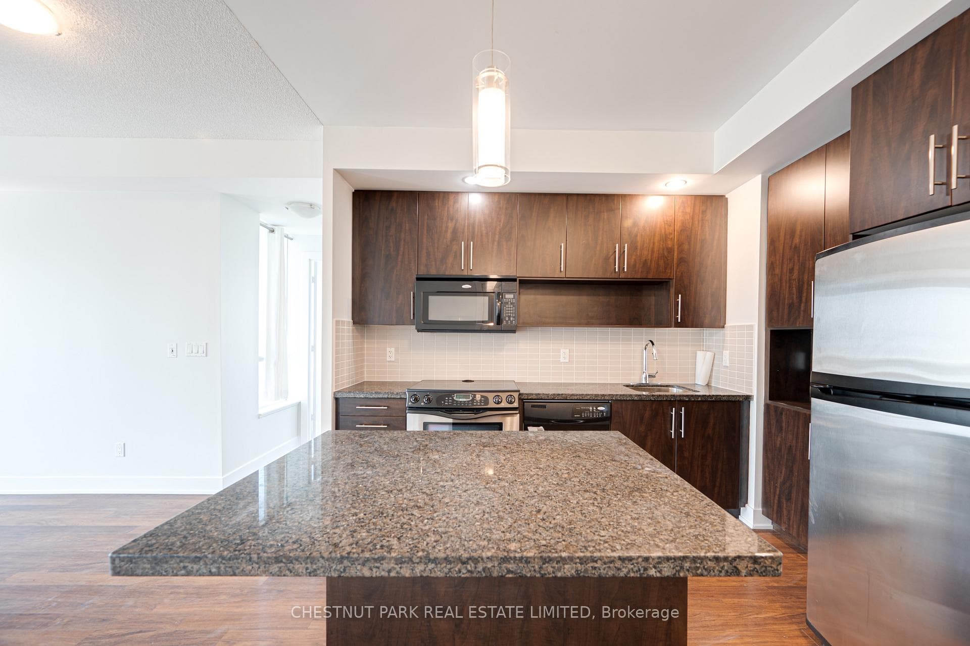 120 Homewood Avenue Unit 1501 photo 6