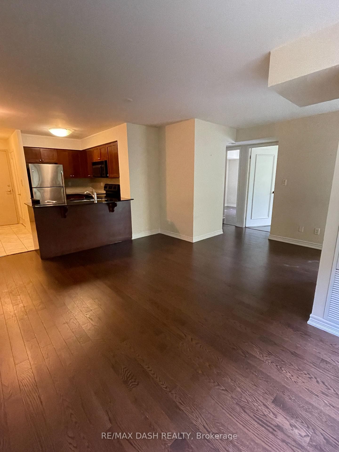 60 St Clair Avenue Unit 207 photo 4