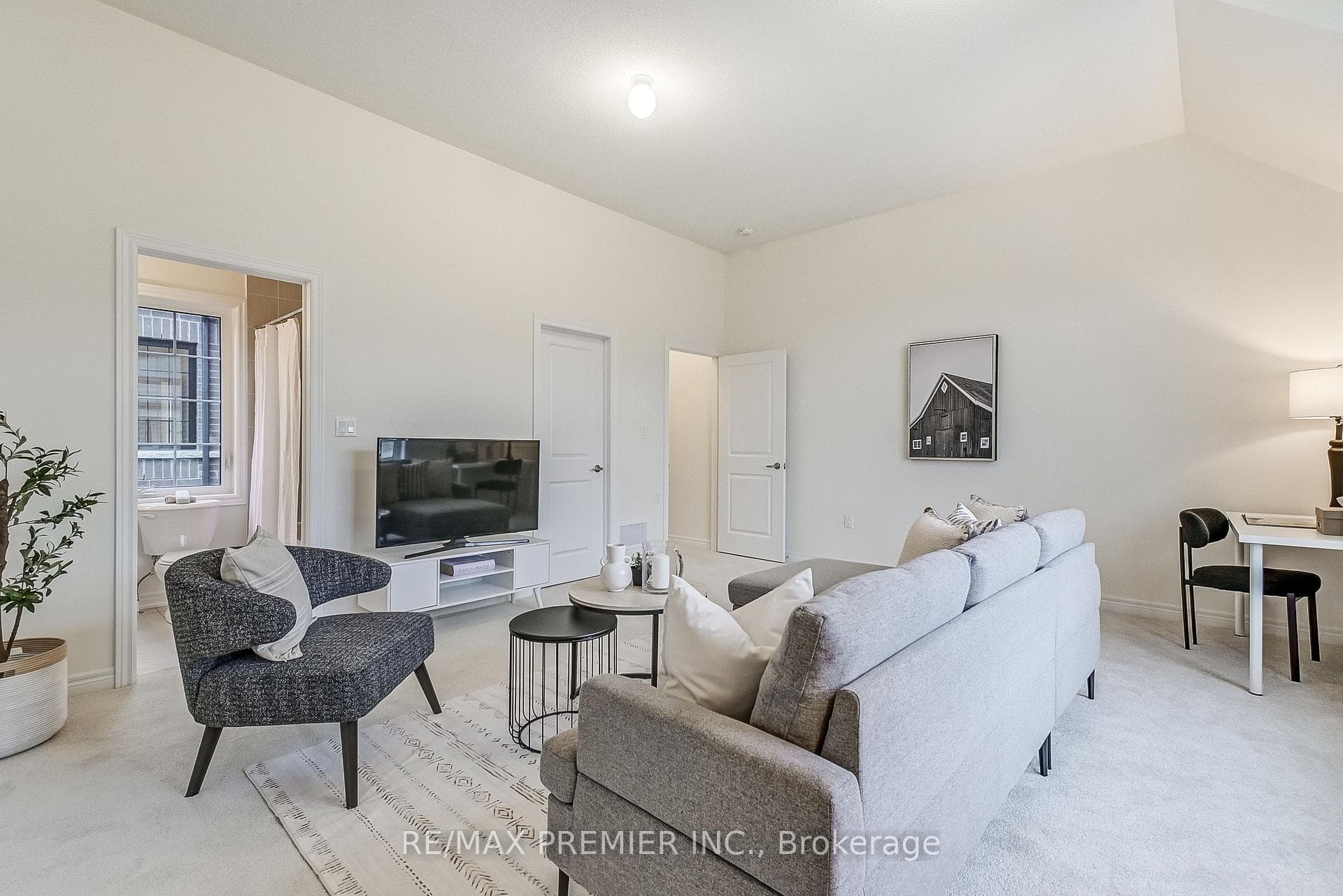305 Coronation Road photo 23