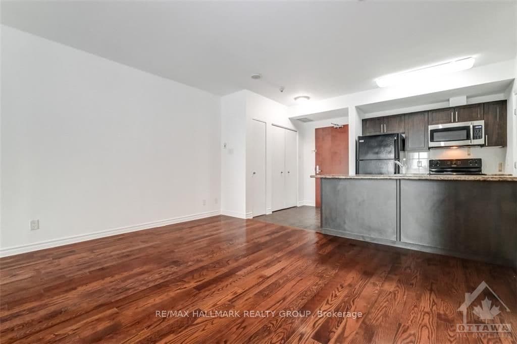 234 RIDEAU Street Unit 1105 photo 12