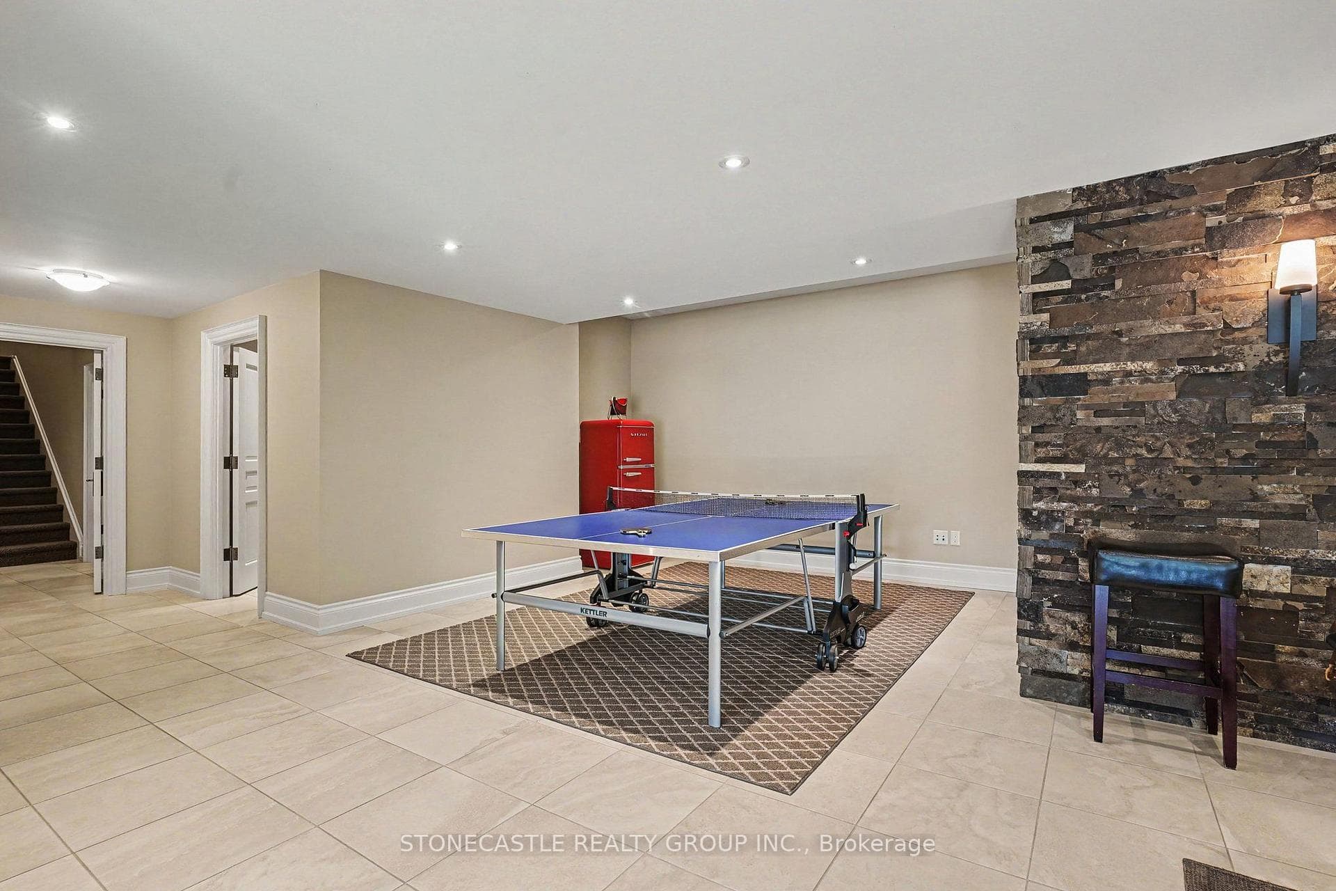 4 Sugarbush Lane photo 34