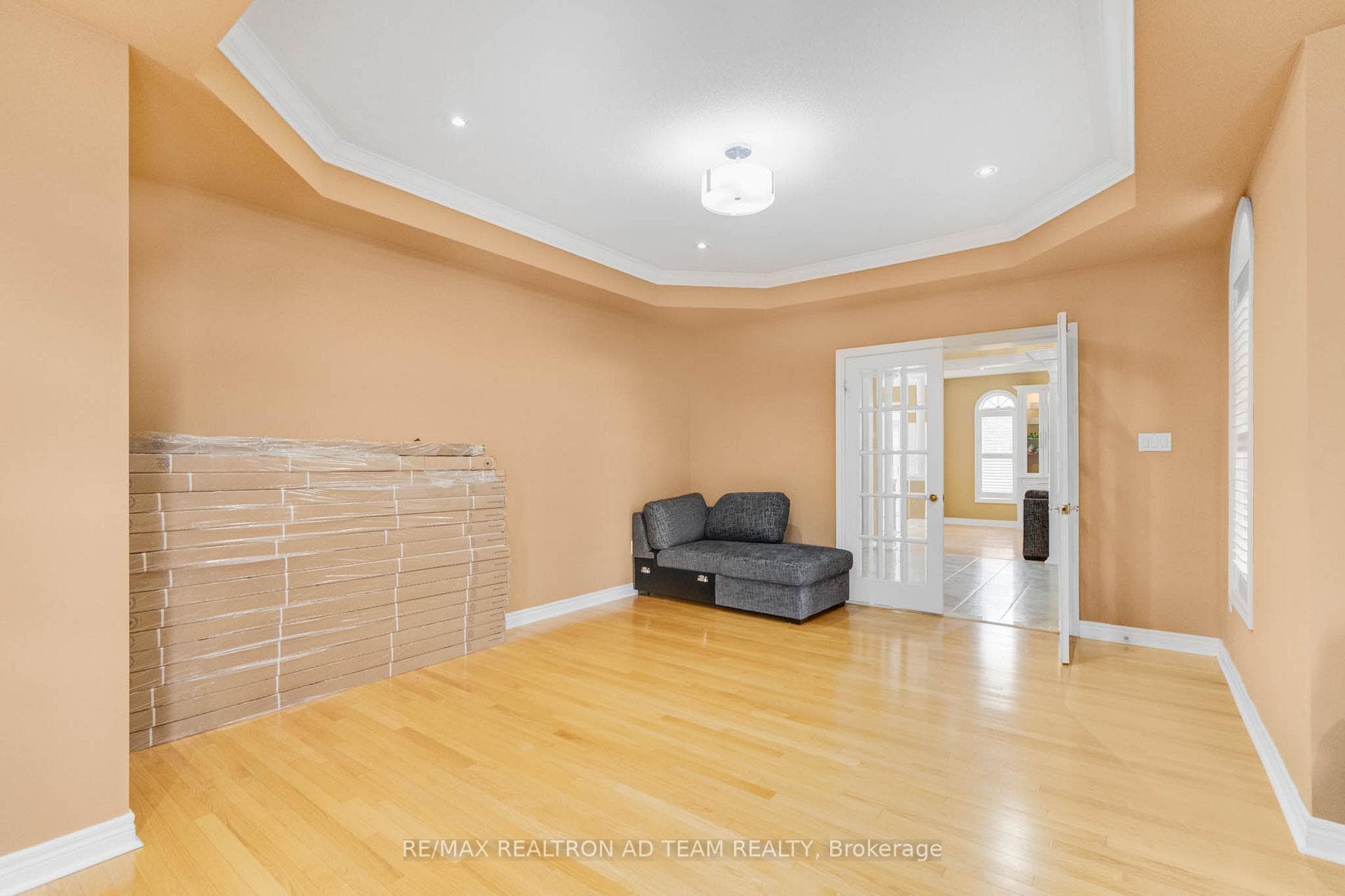 498 Tremblant Court photo 16