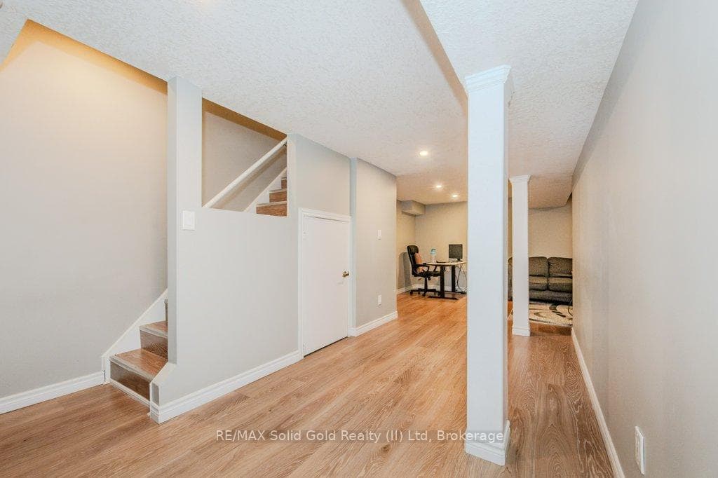 32 Mowat Boulevard Unit 58 photo 29