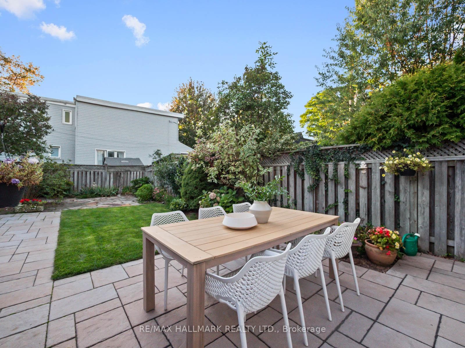 24 Condor Avenue photo 44