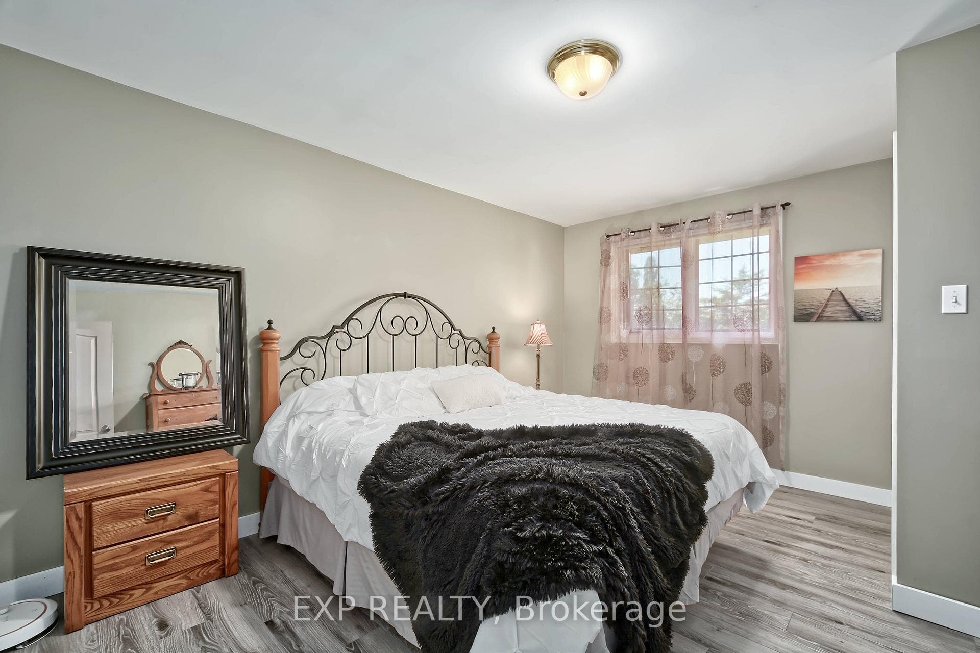 57186 Eden Line photo 28