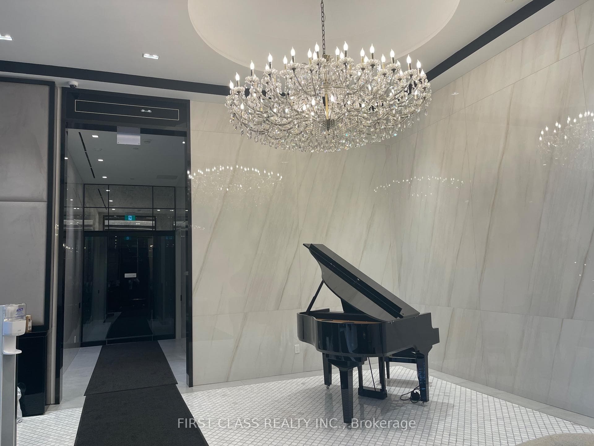 8 Wellesley Street Unit 2016 photo 11