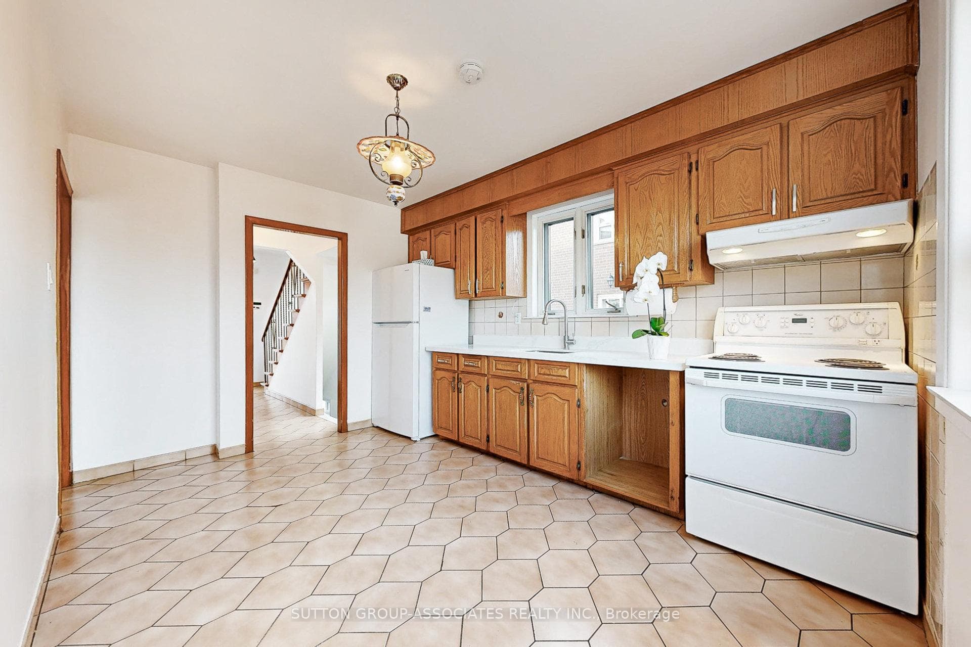 22 Woodenhill Court photo 14