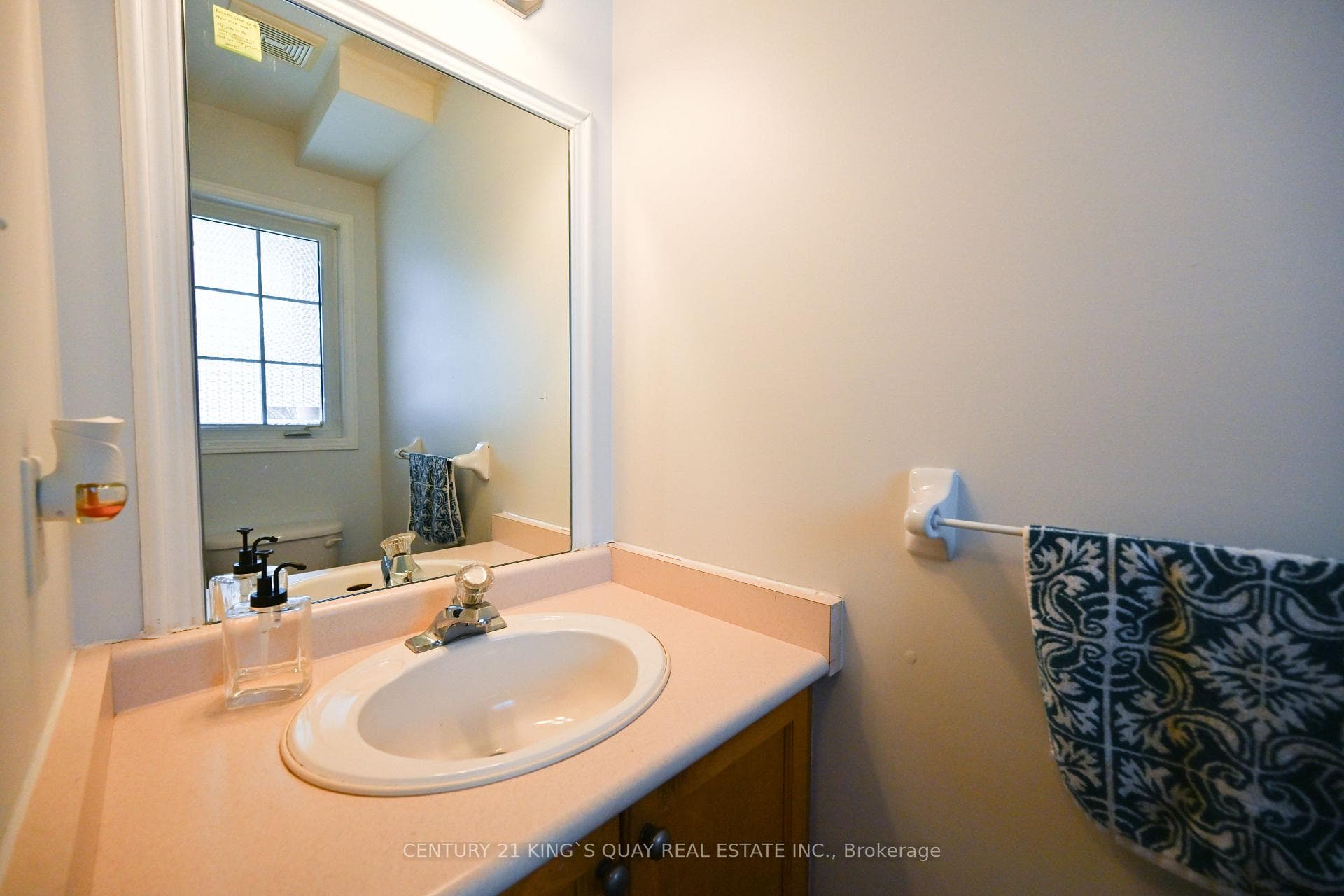 50 Crittenden Drive photo 11