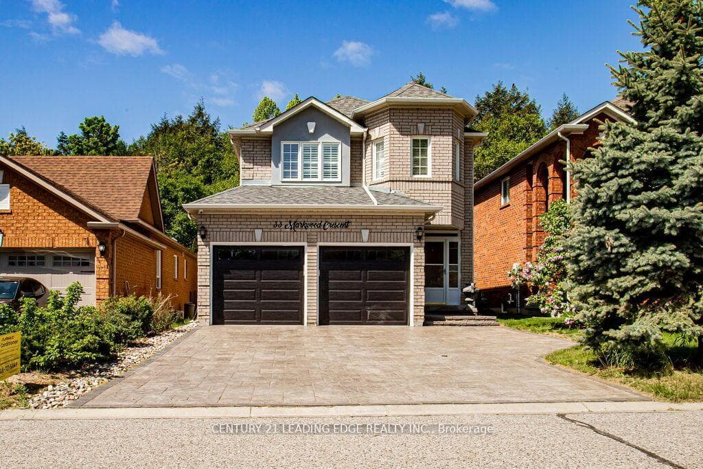 33 Markwood Crescent photo 2