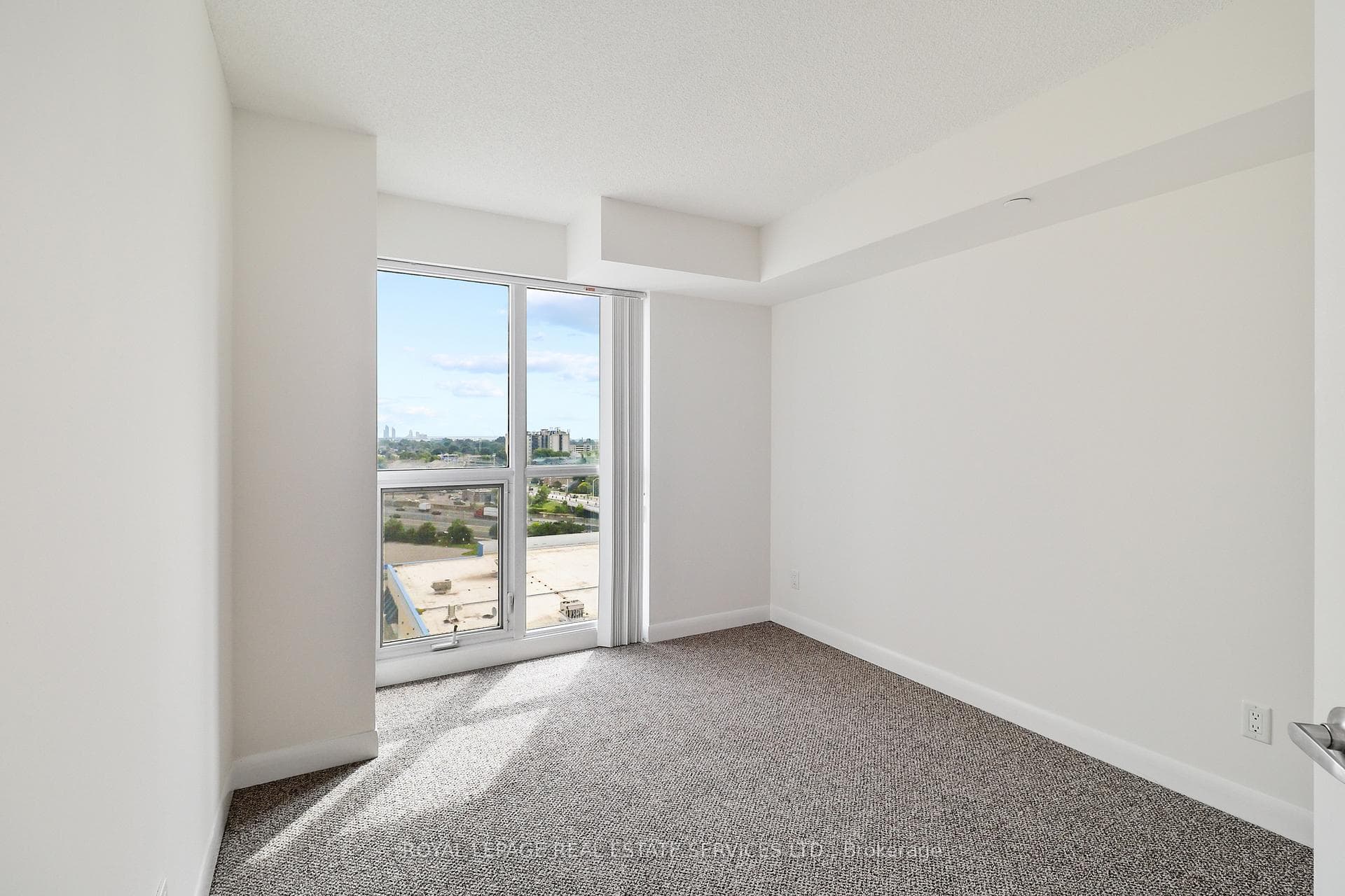 205 Sherway Gardens Drive Unit 1105 photo 14