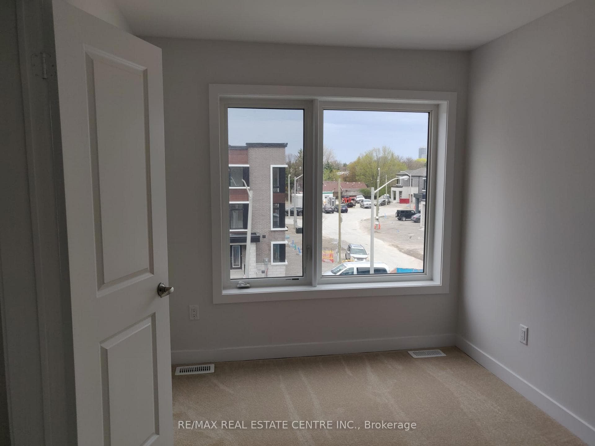 172 Brockley Drive photo 16