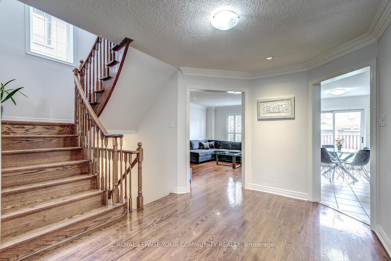 108 Kirkbride Crescent photo 14