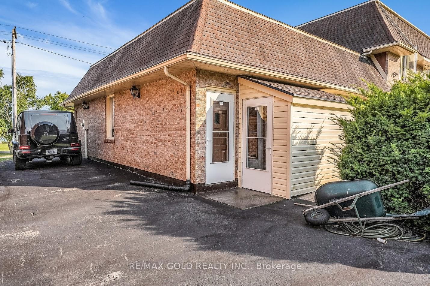 268 Lakeshore Road photo 24