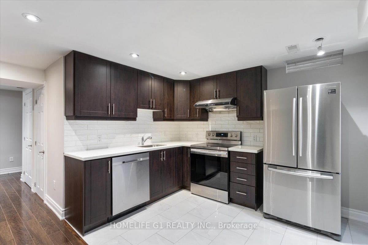 904 Oasis Drive photo 33