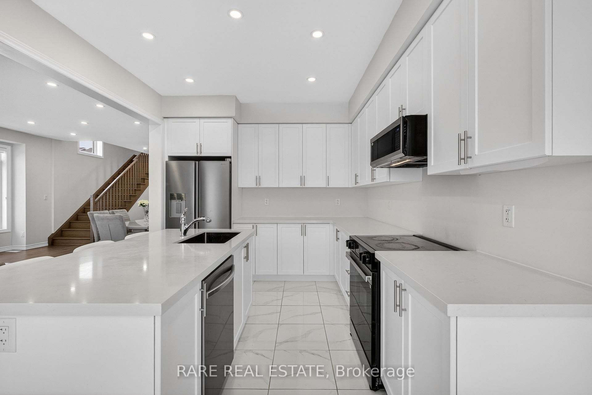 25 Rochester Drive photo 15