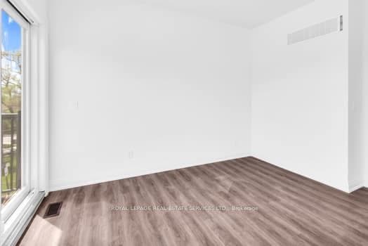 535 Vaughan Road Unit 2 photo 8