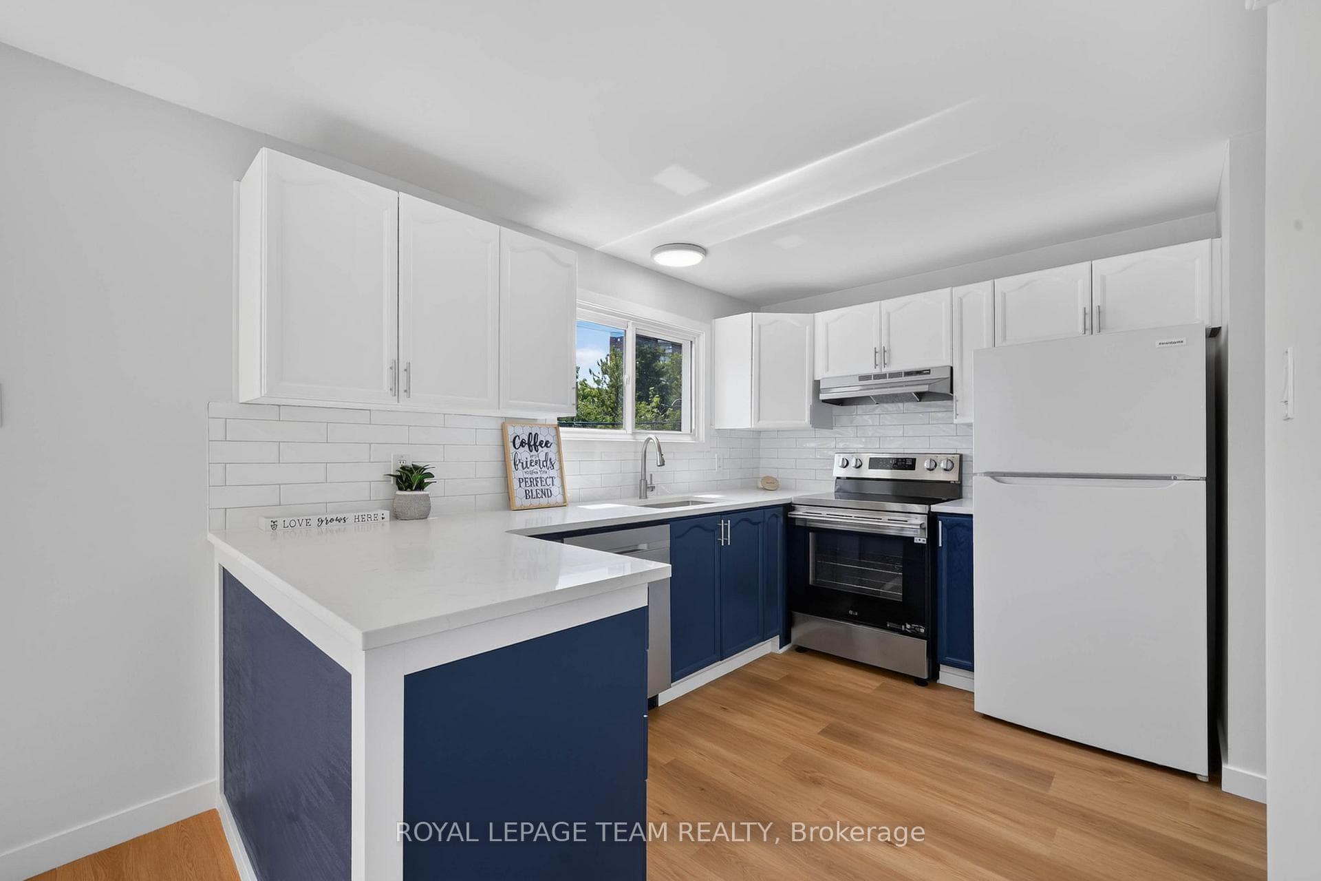 64 Mulvagh Avenue photo 16