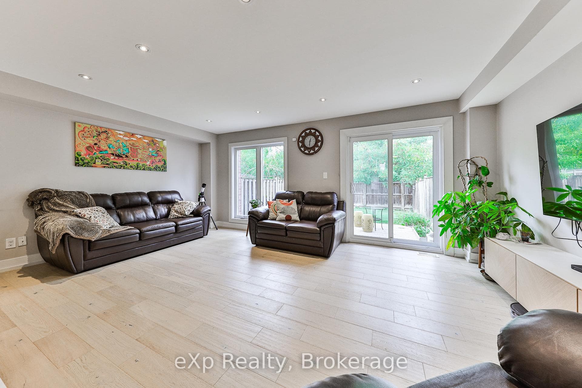 765 Sunbird Trail photo 7