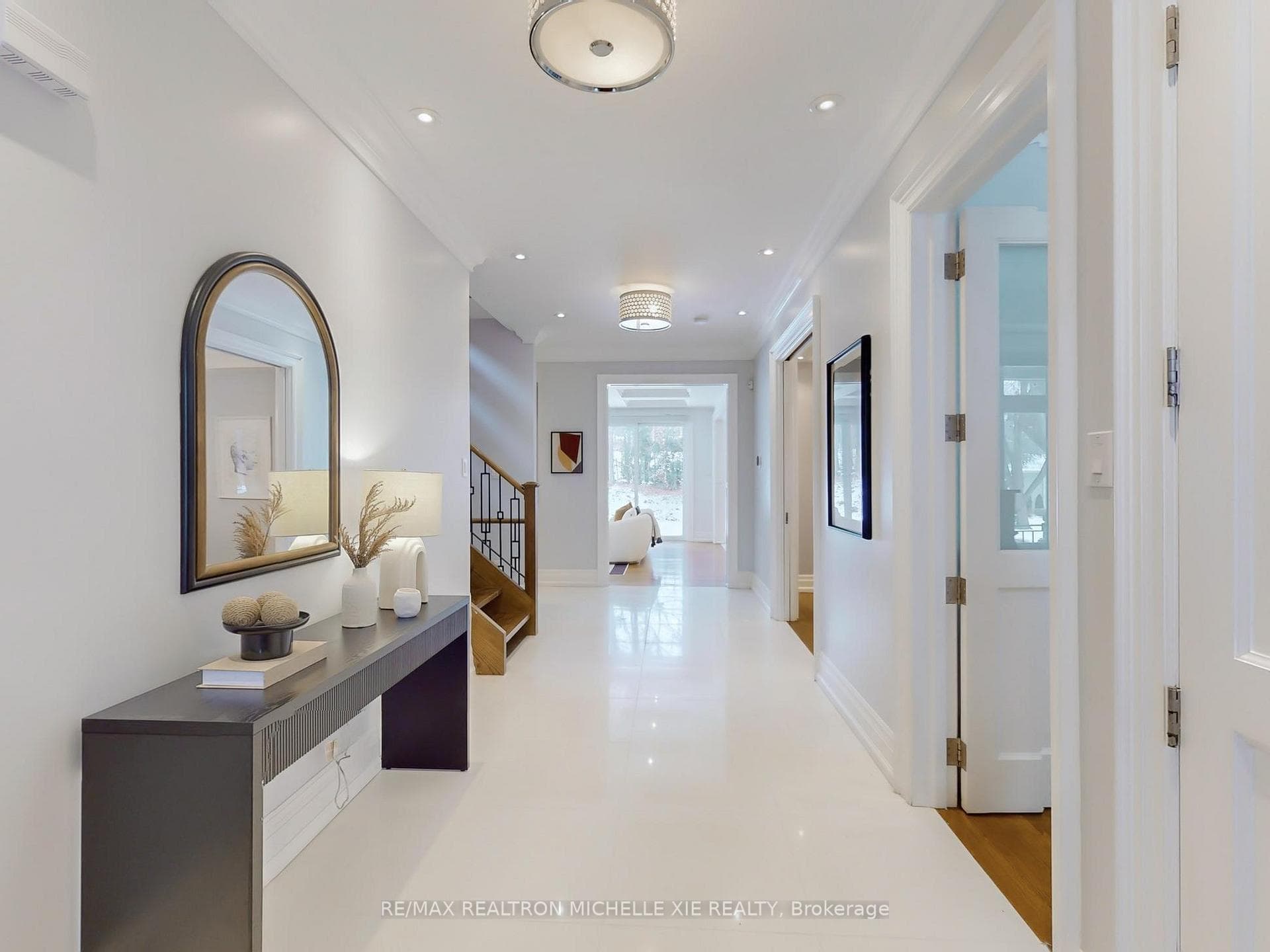28 Addison Crescent photo 5