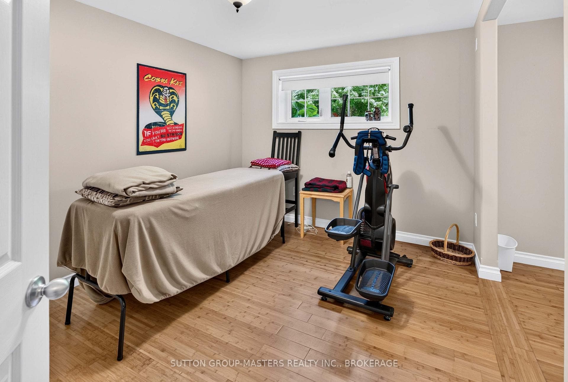 710 Maple Road photo 10