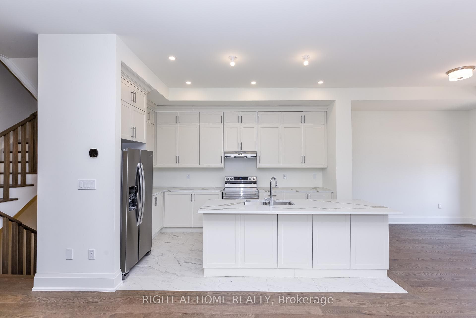 3306 umar Avenue photo 28