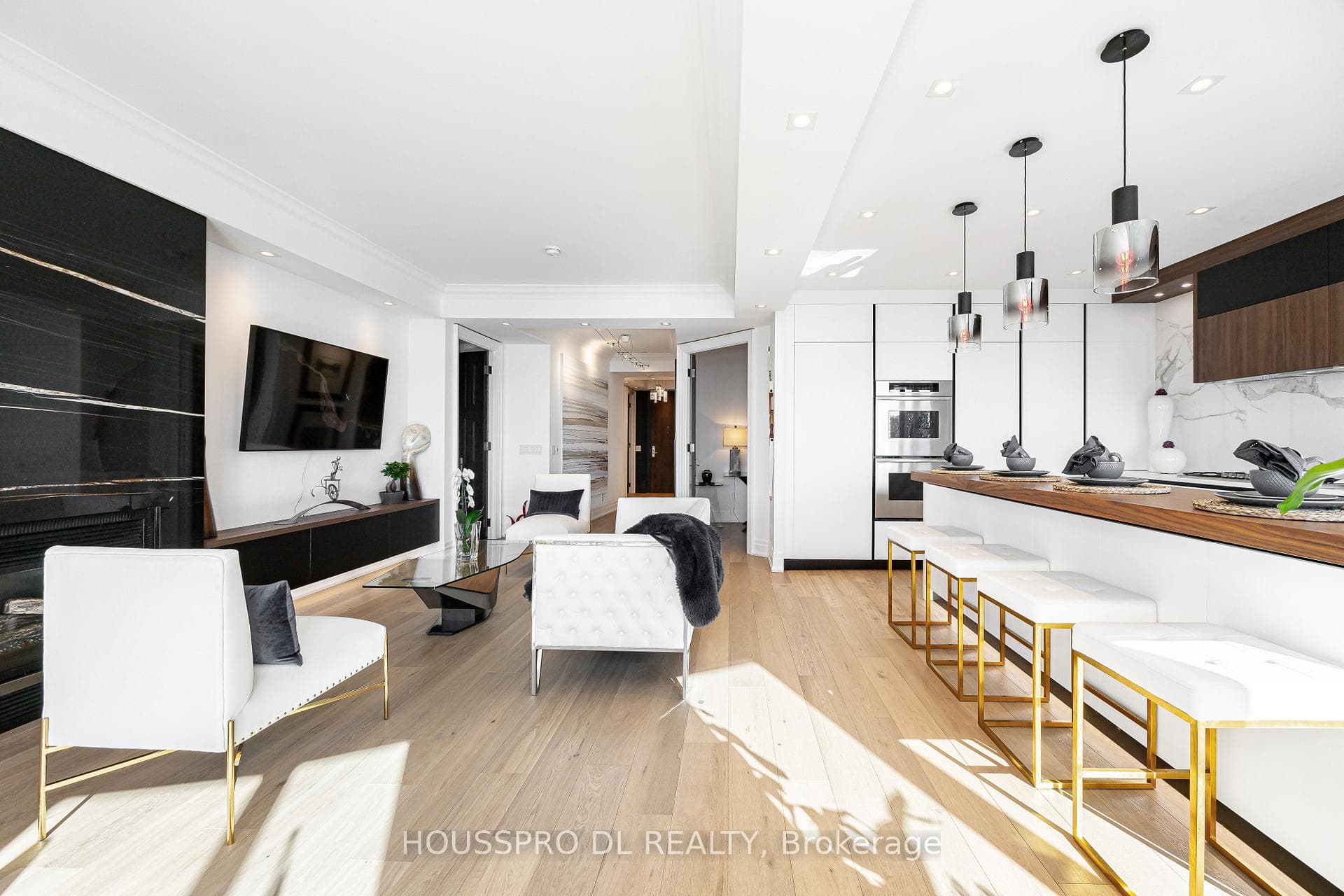 2095 Lake Shore Boulevard Unit 318 photo 15