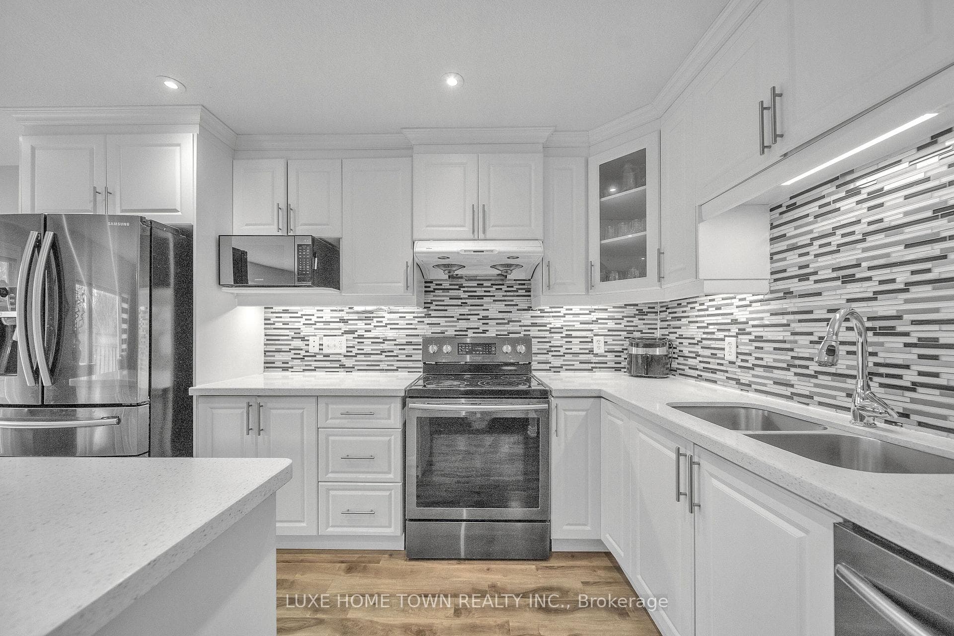 130 Adler Drive photo 18