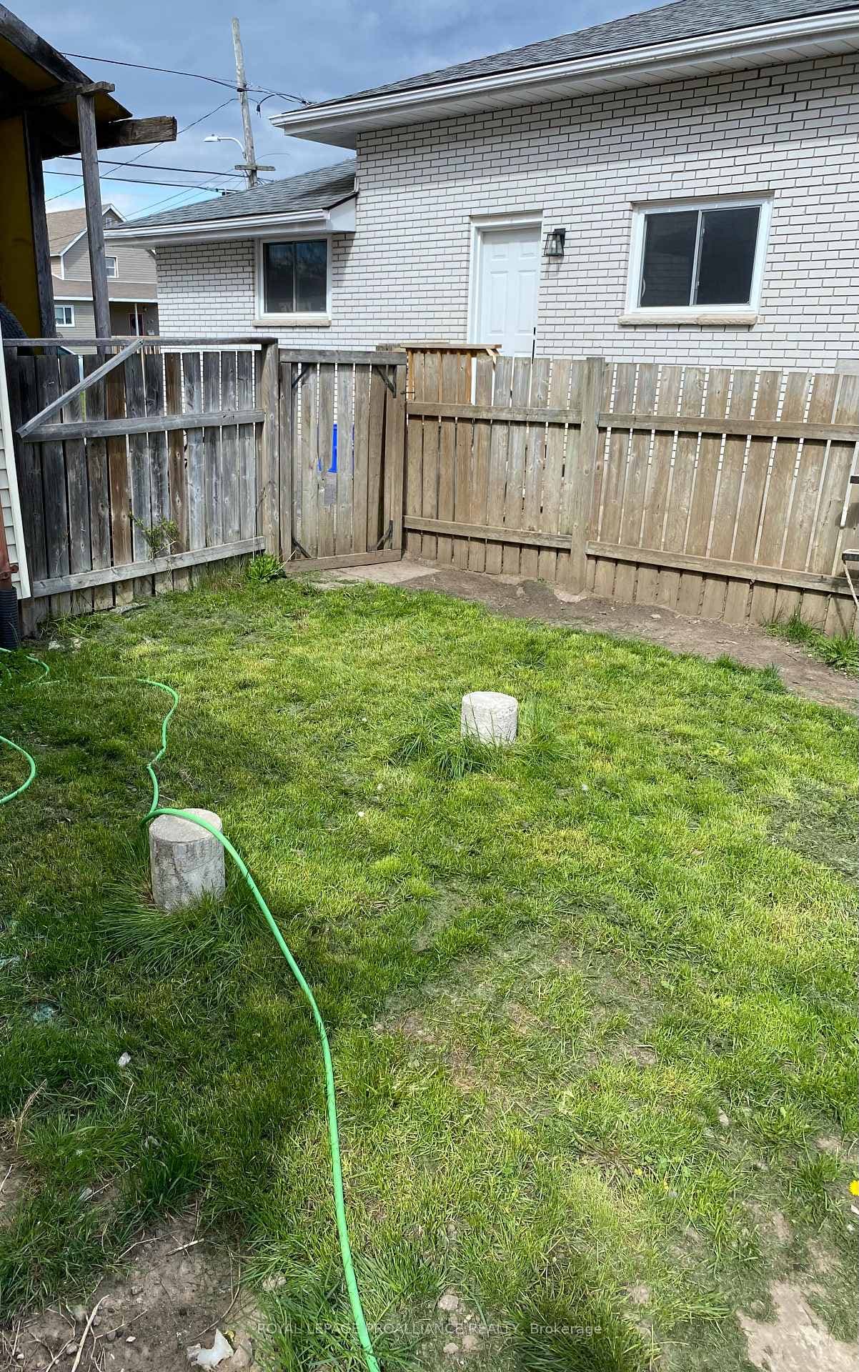 49 Crown Street photo 16