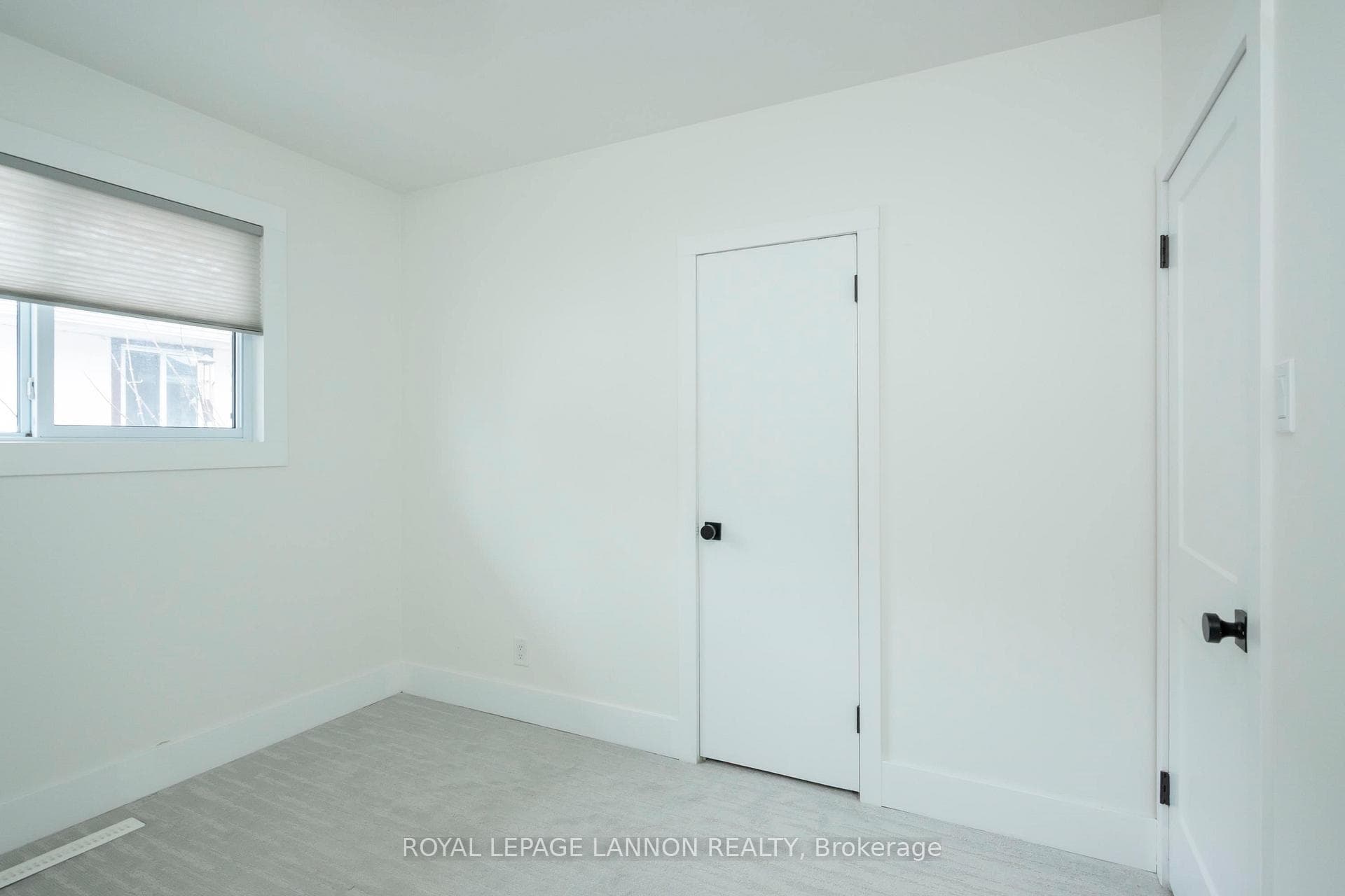 467 Heather Cres. photo 24
