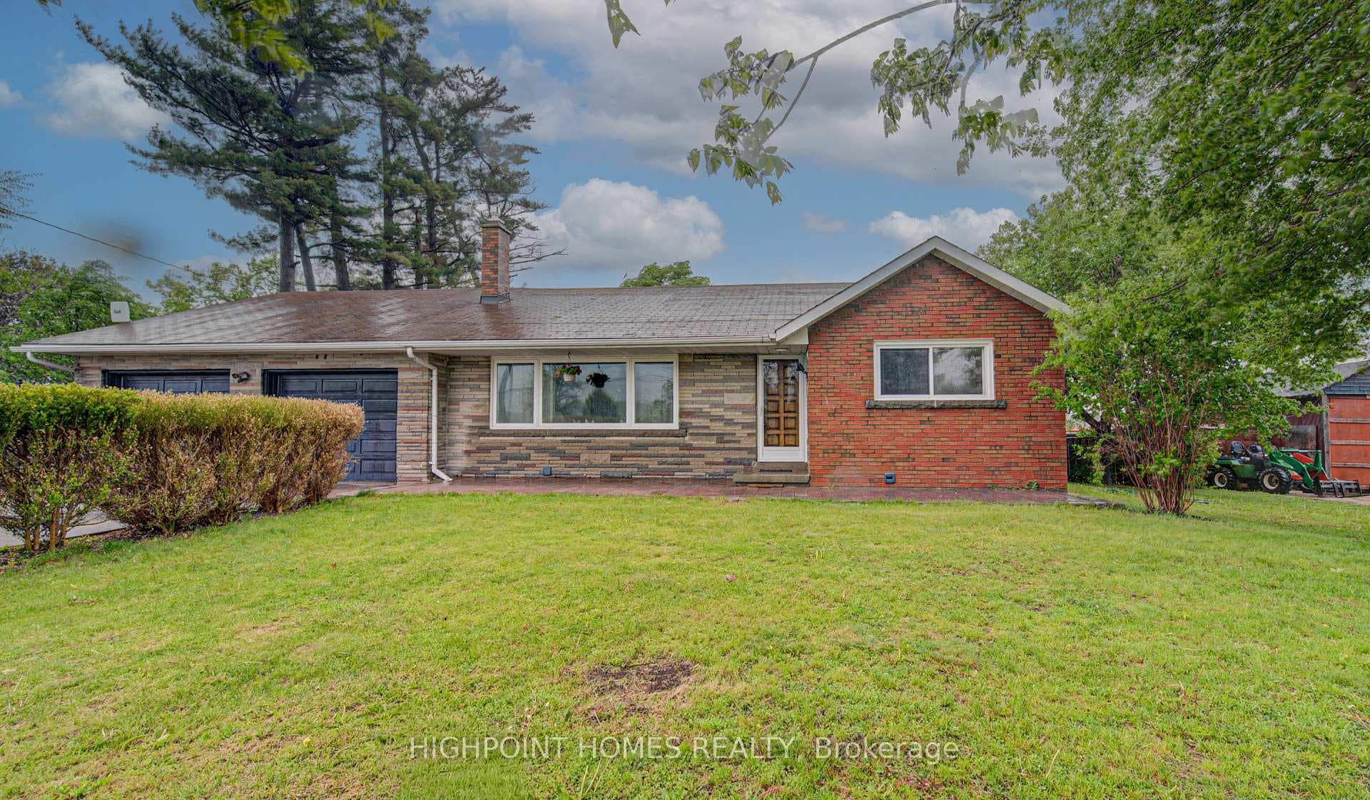 5438 Trafalgar Road photo 1