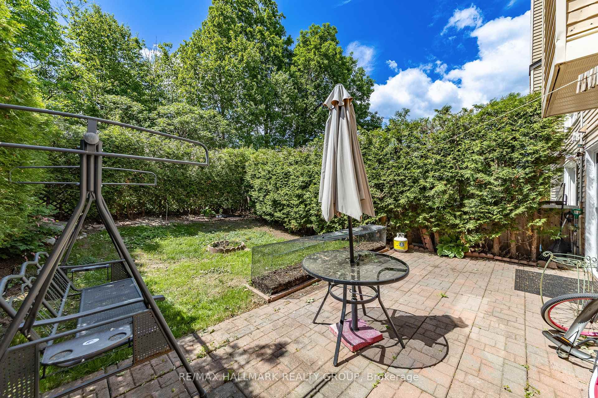 6931 Du Bois Avenue photo 43