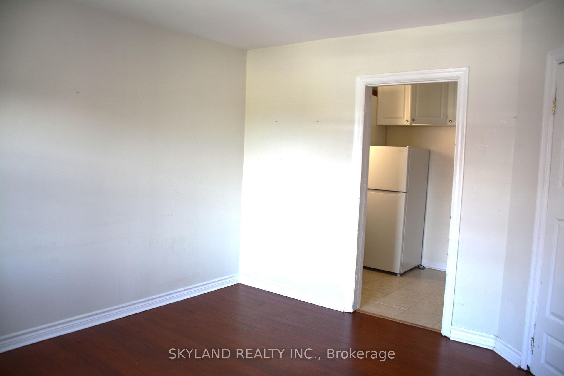 69 Lake Shore Drive Unit #4 photo 3