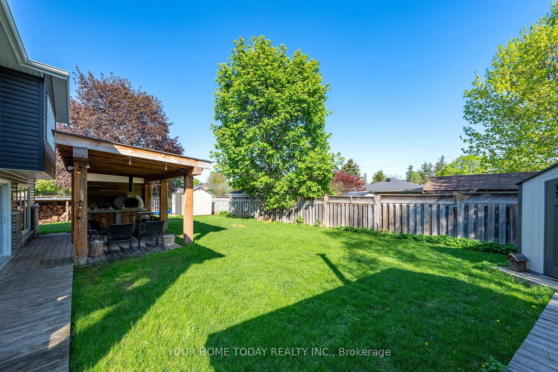 39 Eleanor Crescent photo 36