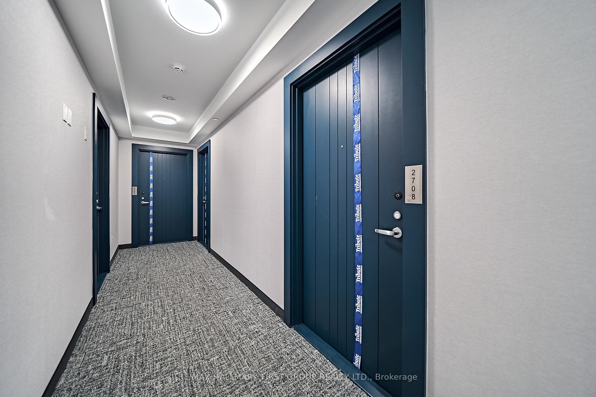 2545 Simcoe Street Unit 2708 photo 9
