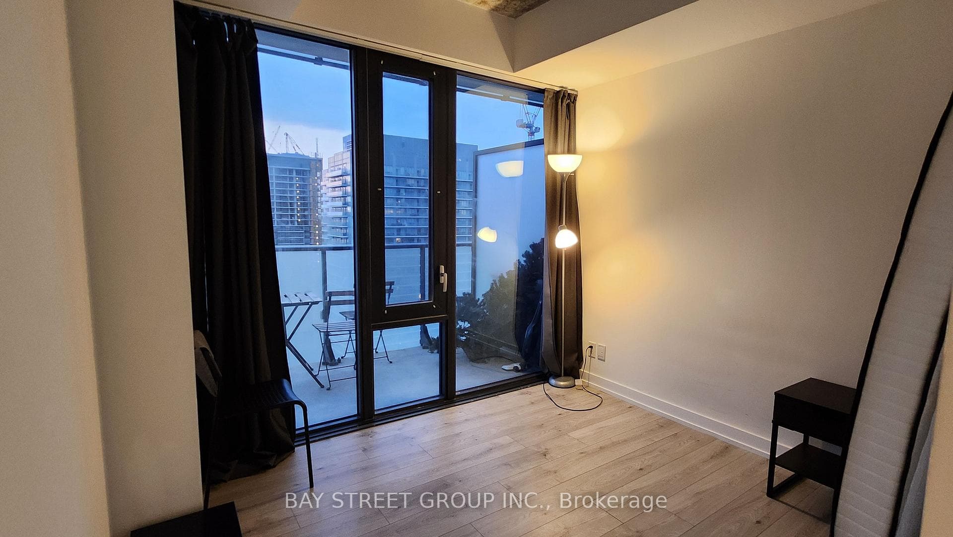 161 Roehampton Avenue Unit 3303 photo 15