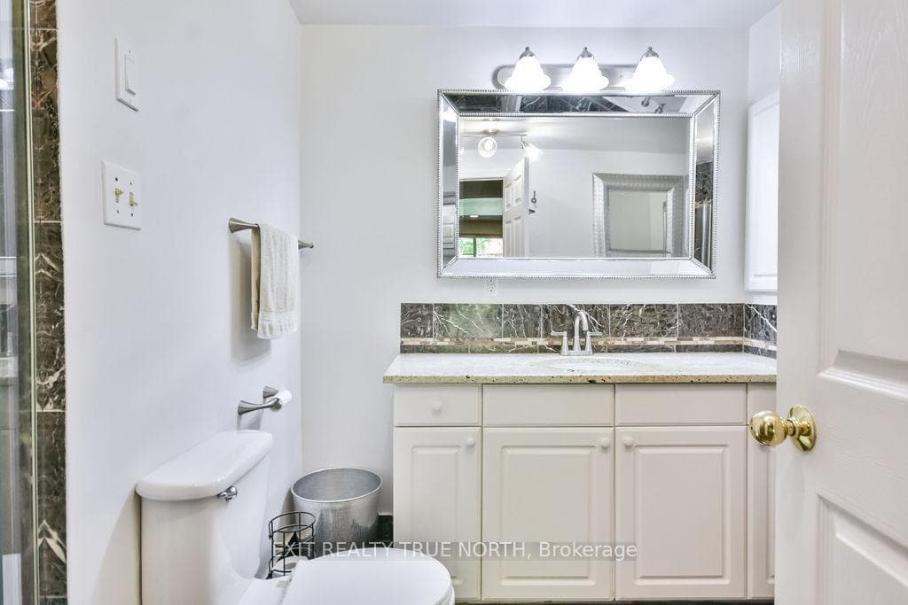 28 Nicholson Crescent photo 28