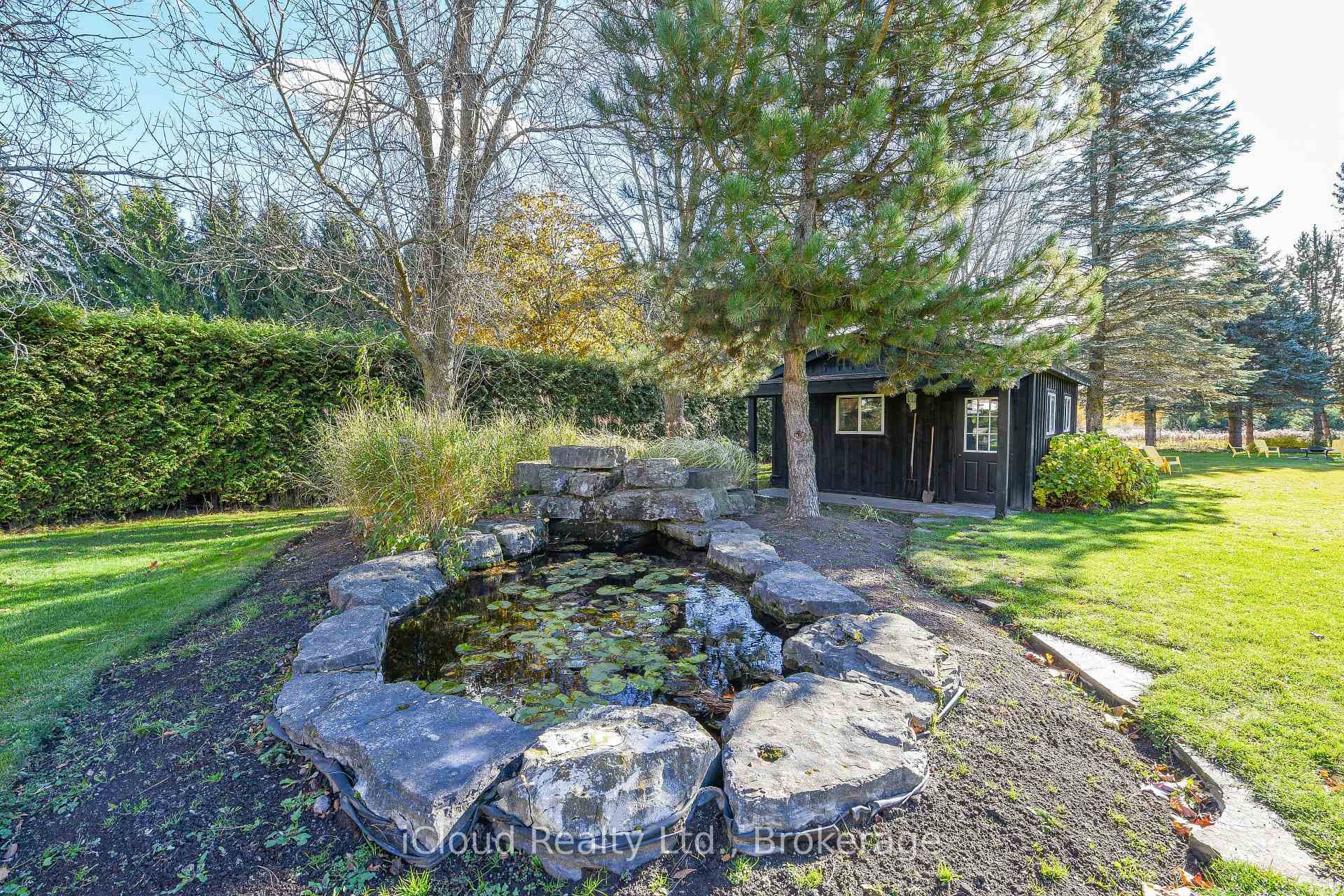 25 Giles Road photo 45