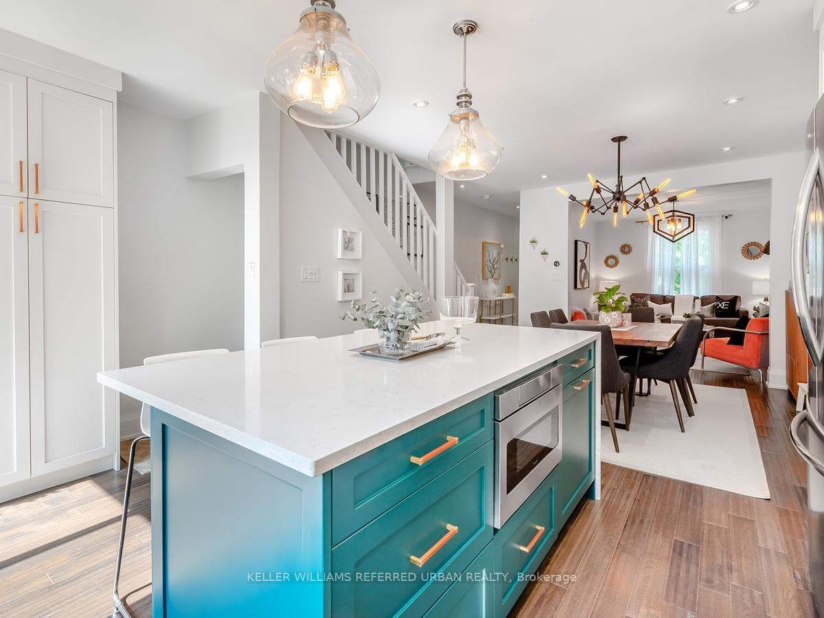 136 Bellwoods Avenue photo 17