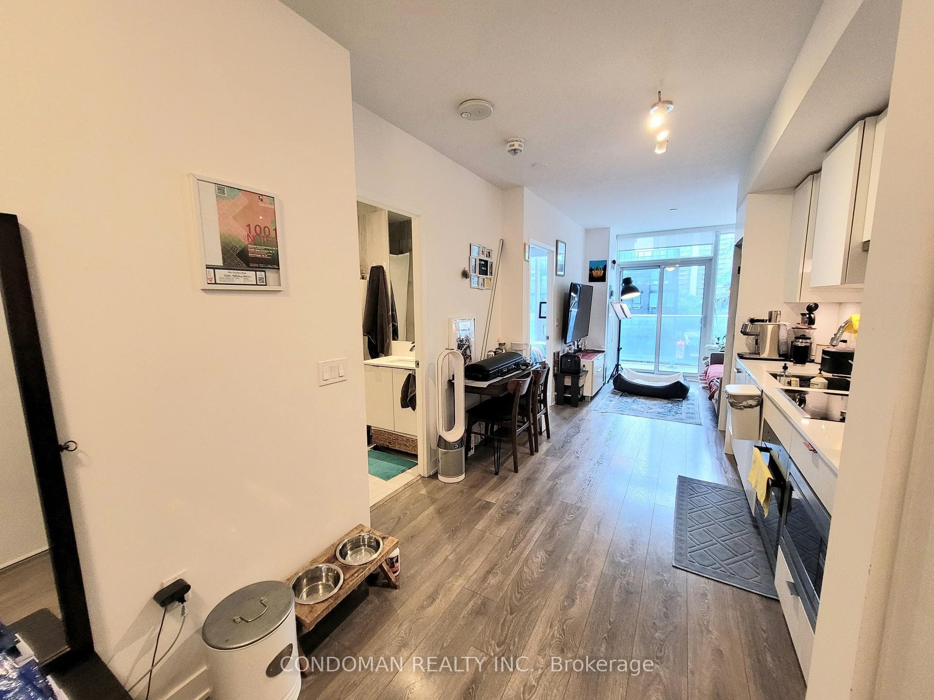 99 Broadway Avenue Unit 501 photo 2