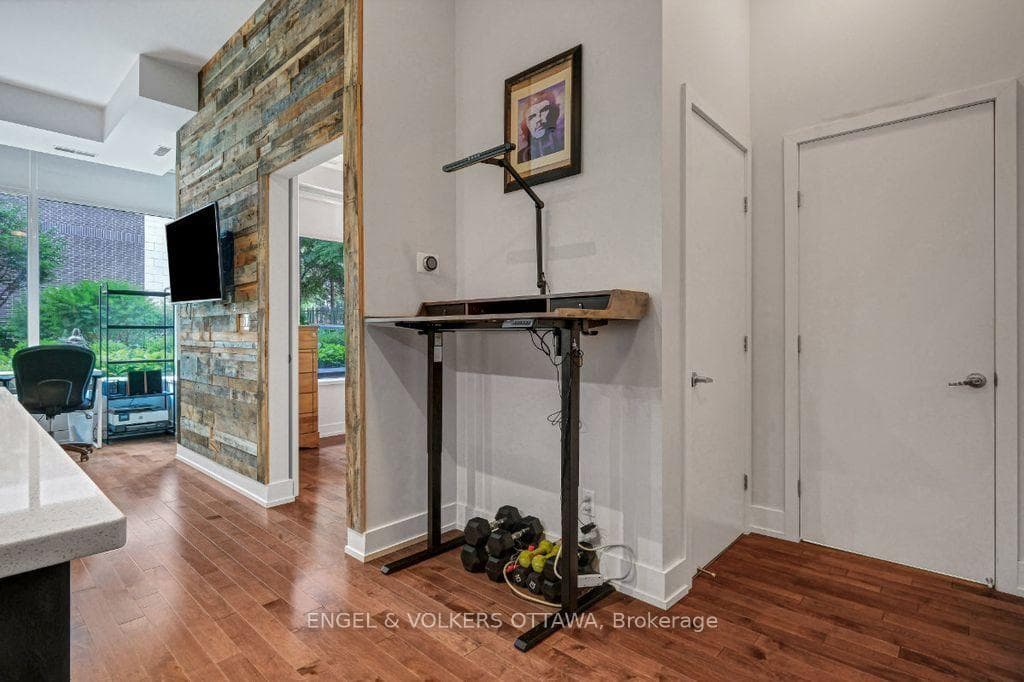 360 Patricia Avenue Unit 106 photo 10