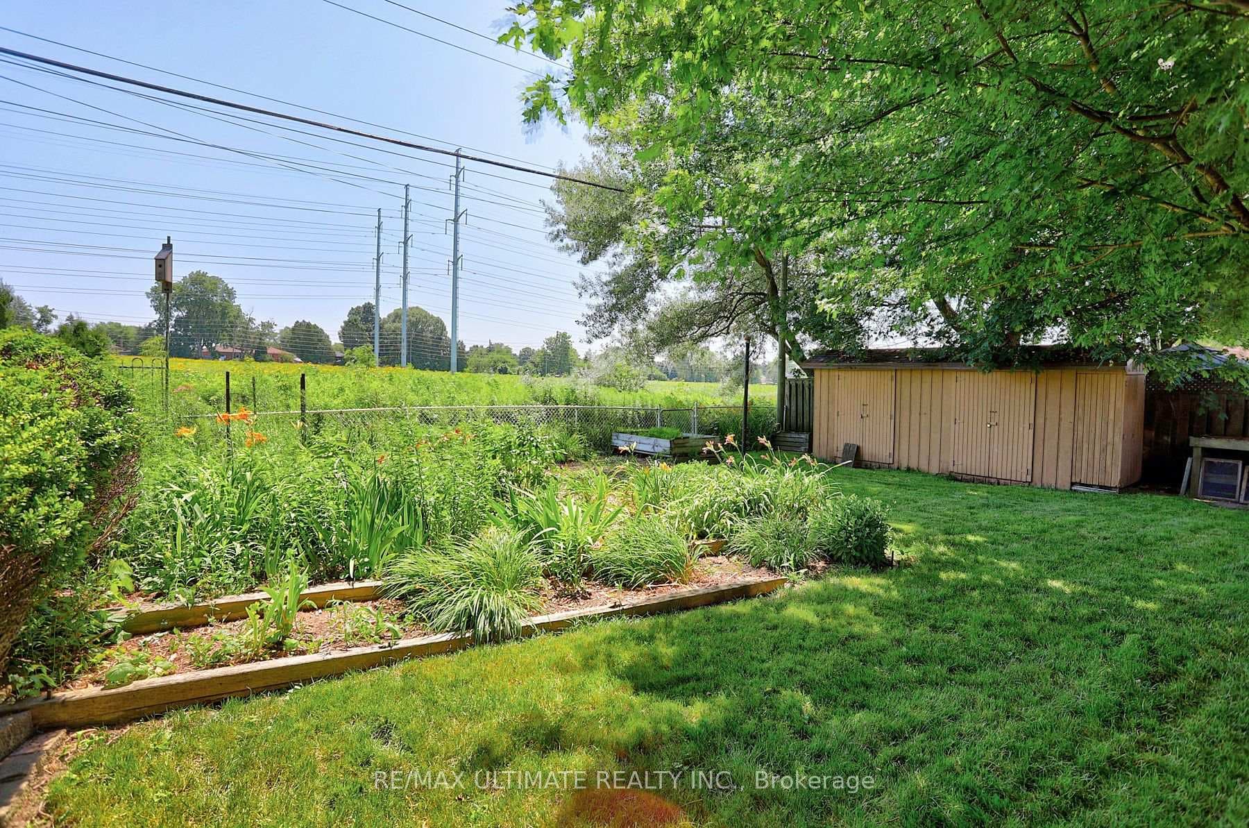 81 Flora Drive photo 49