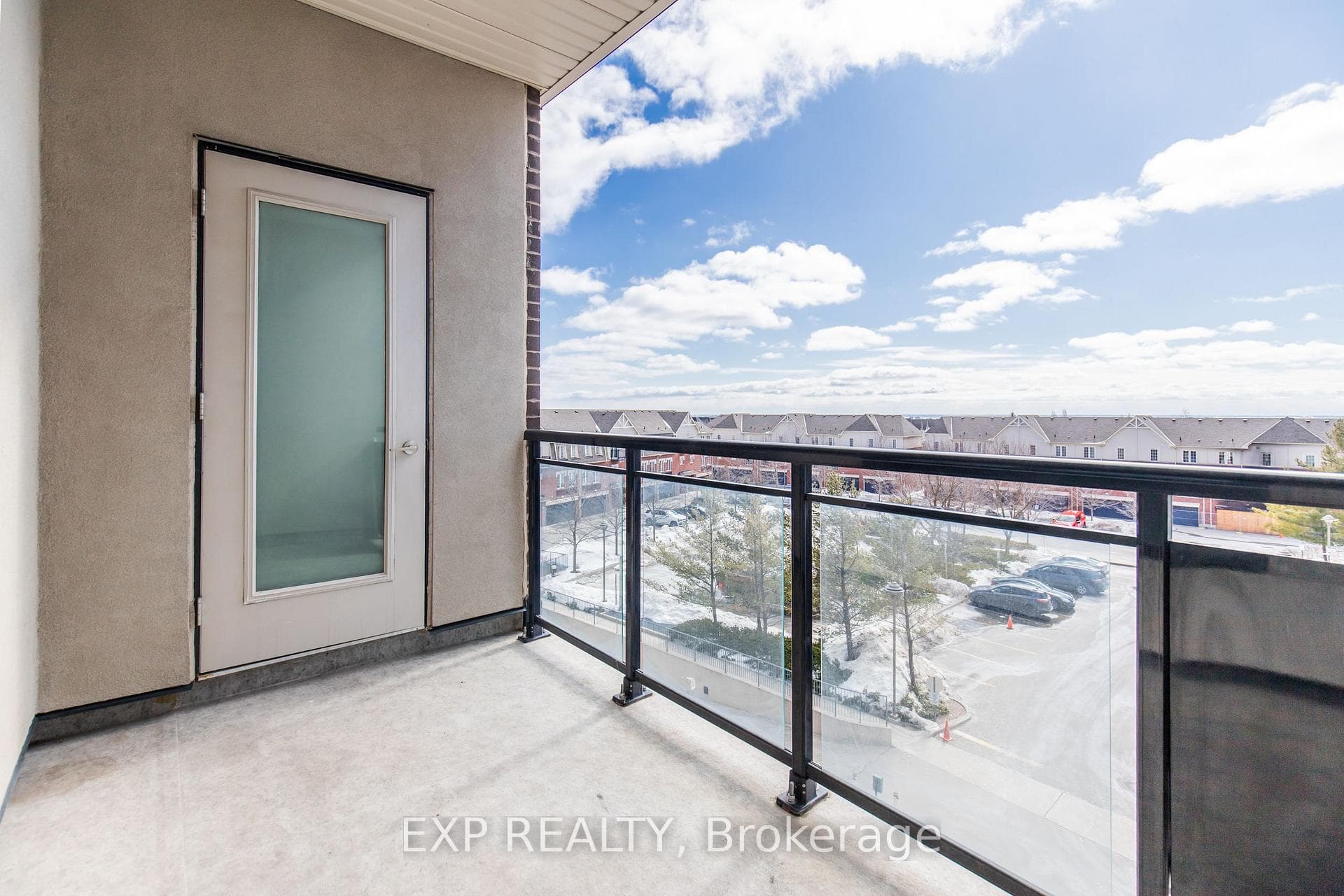 150 Oak Park Boulevard Unit 425 photo 42