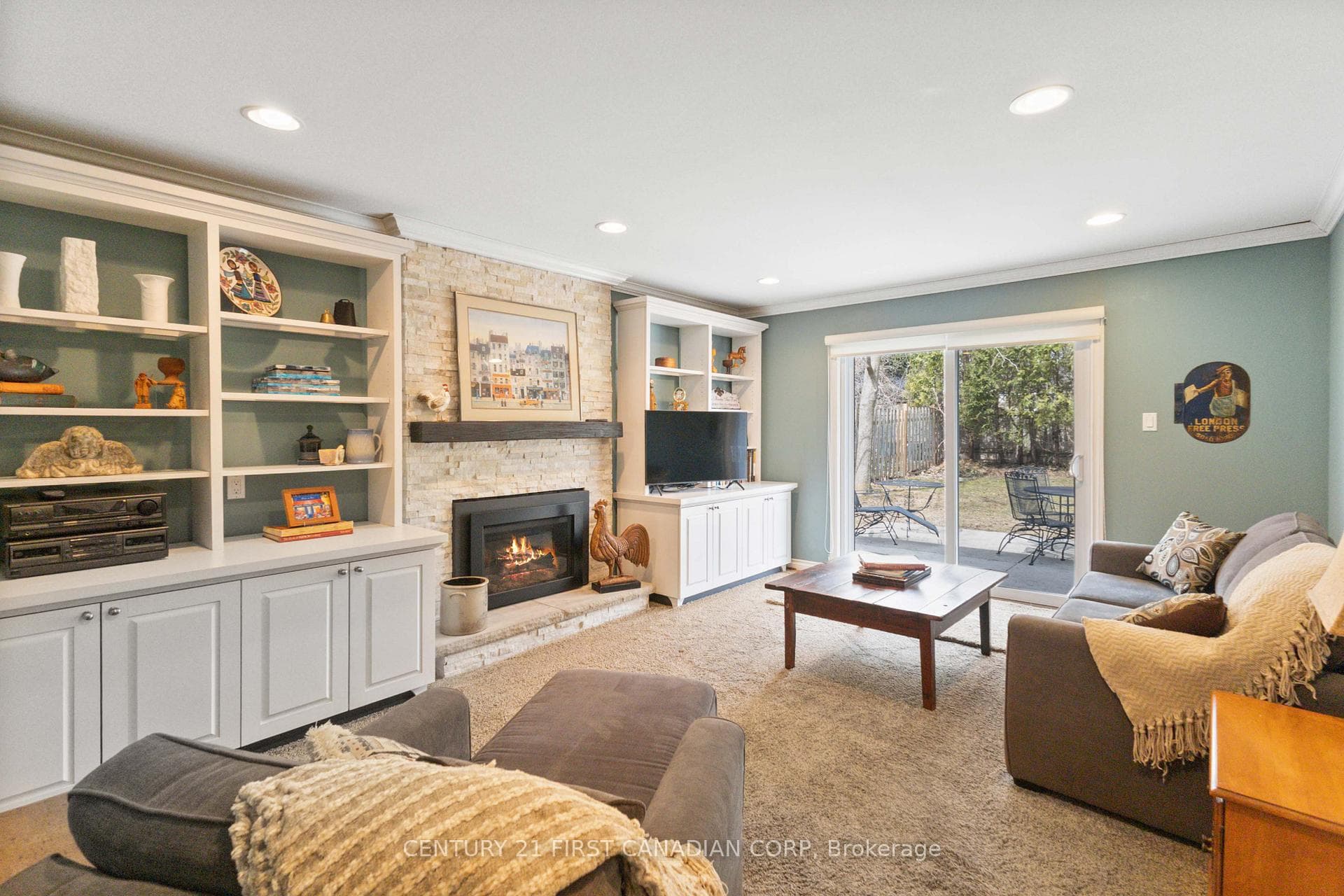 1080 Viscount Road photo 14