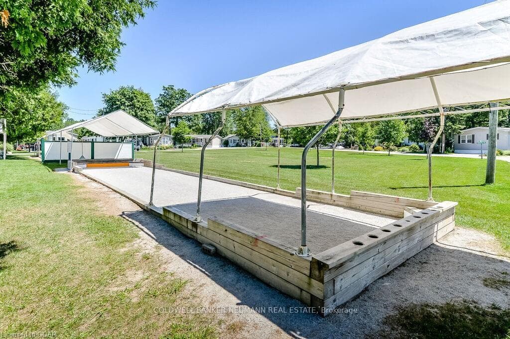 17 Golden Pond Road photo 34