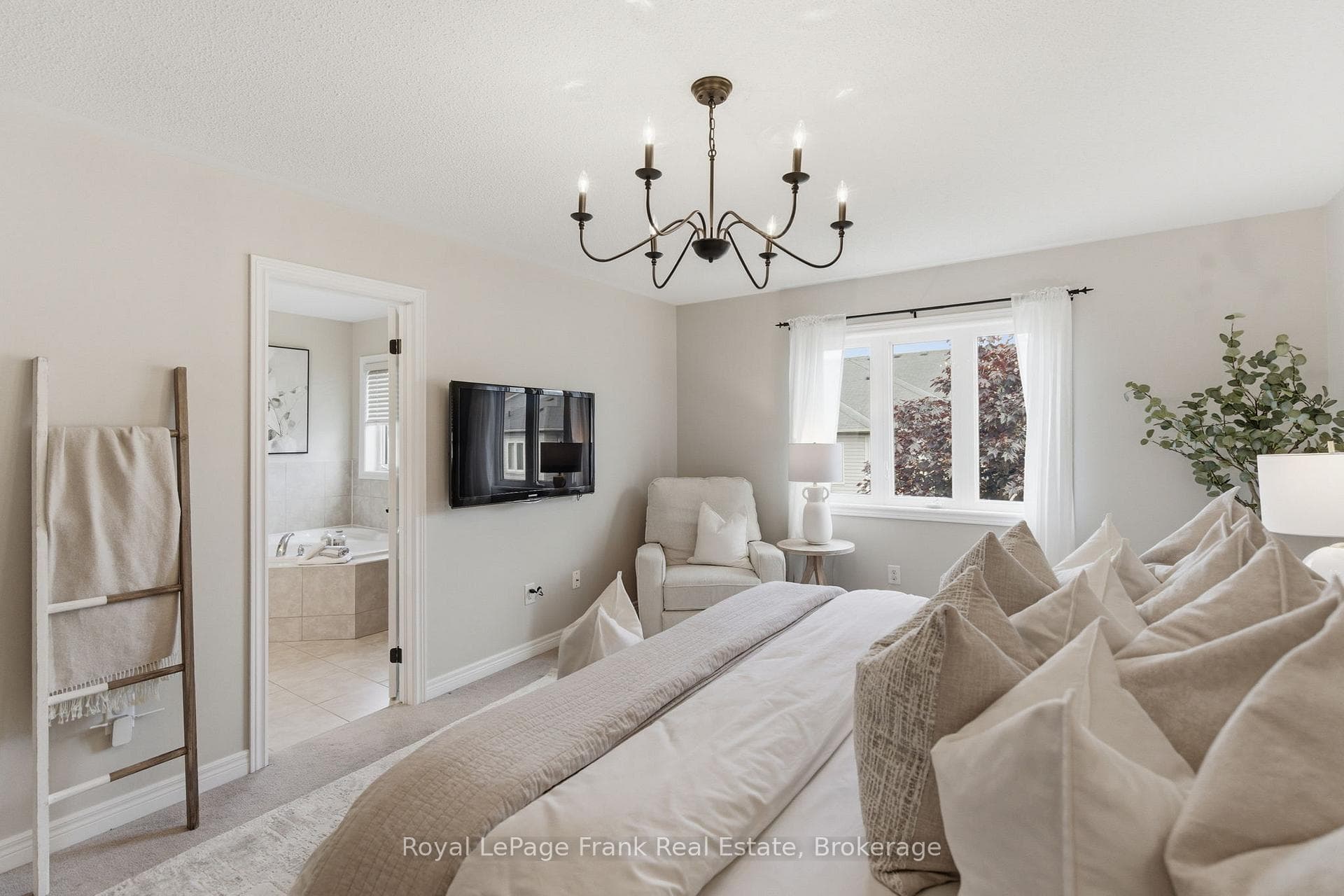 170 Harbourside Drive photo 17