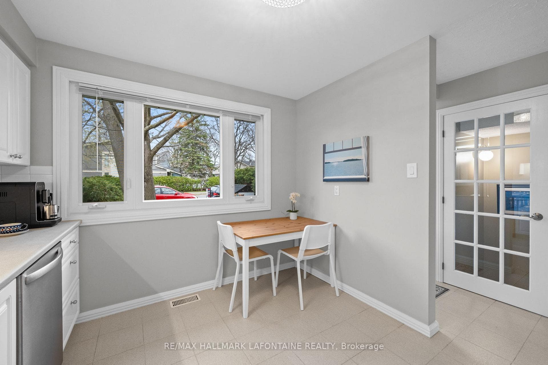 1164 Morrison Drive photo 11