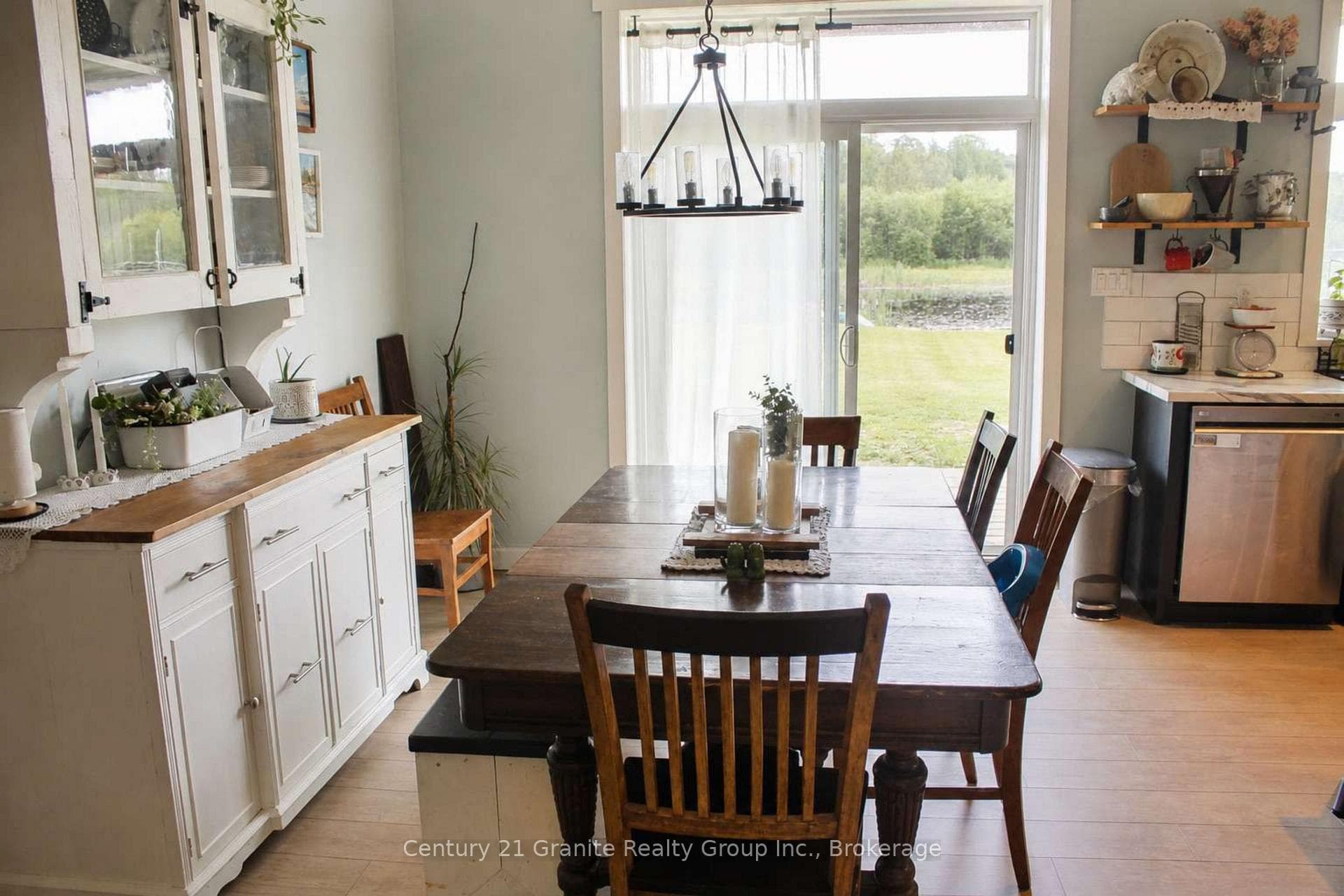 704 Lakeview Road photo 18
