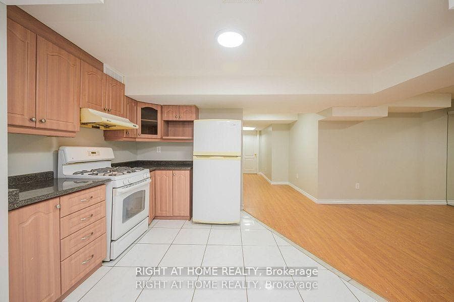 1724 Samuelson Circle photo 32