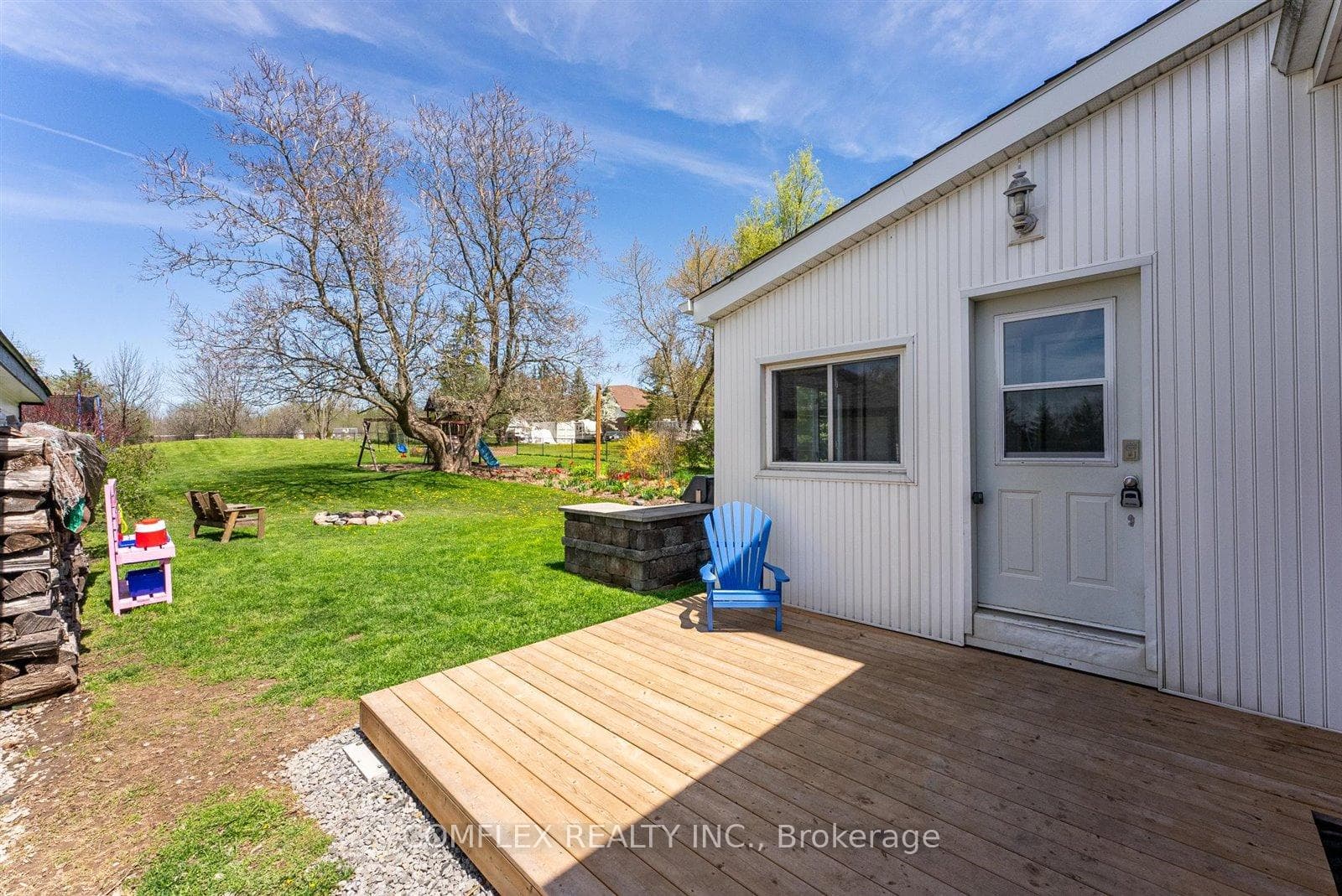 70 Valleyview Avenue photo 32